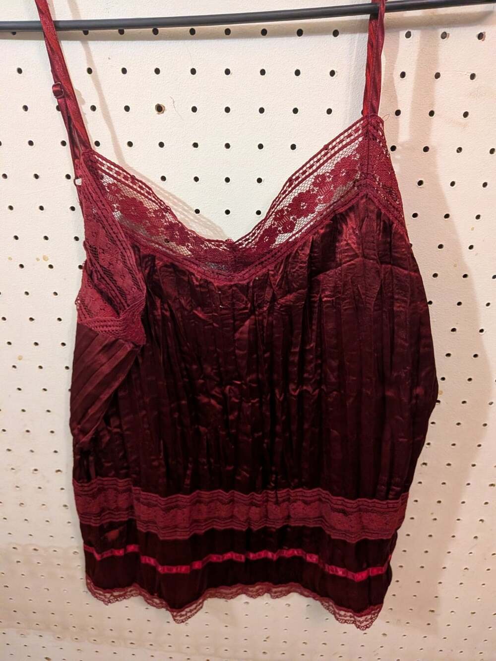 Dressbarn Floral Lace Overlay Sleeveless Tank Top Medium